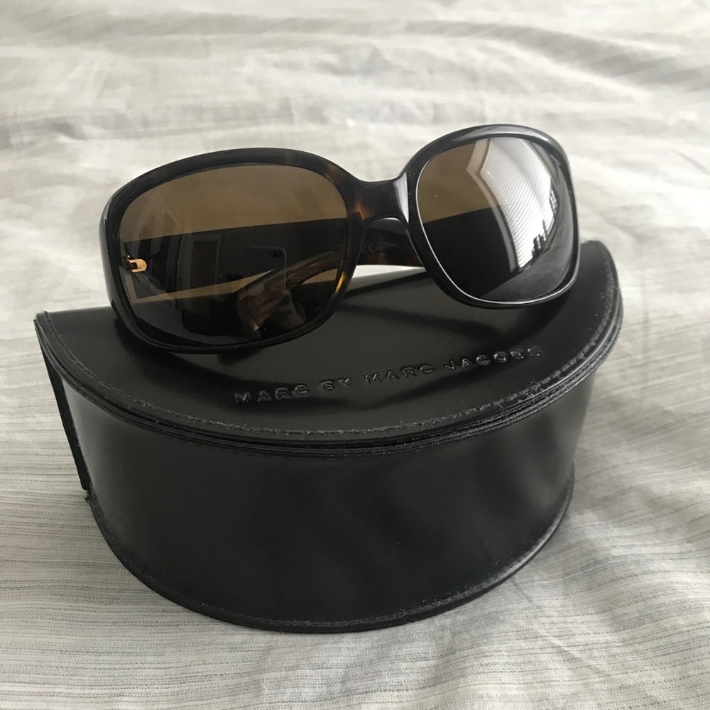 Marc by Mark Jacobs tortoise shell sunglasses